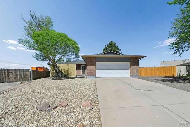 903 Blue Lace Dr., Pueblo, CO 81001
