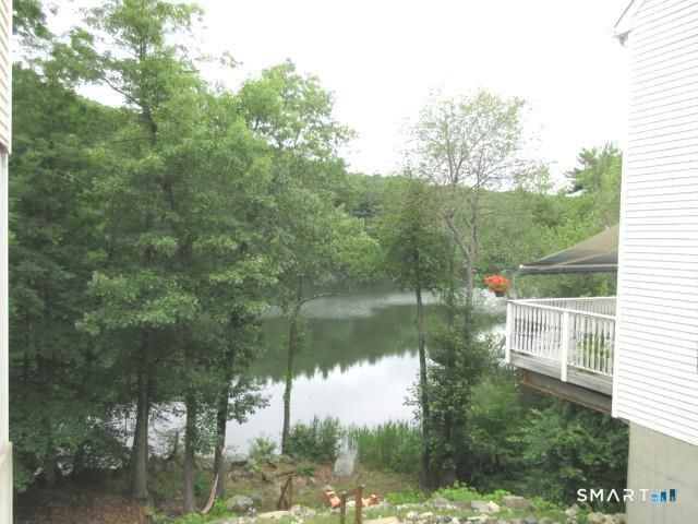 29 Tarrywile Lake Road, Danbury, CT 06810