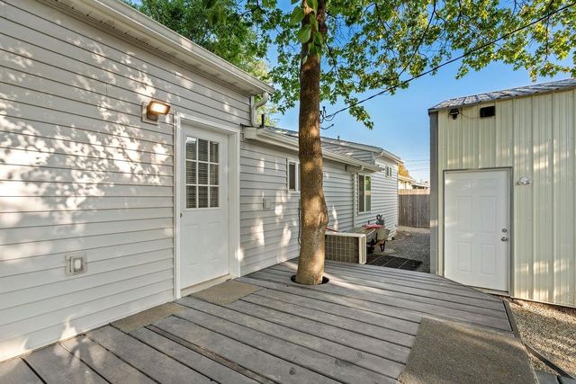 6128 N Wall St, Spokane, WA 99205