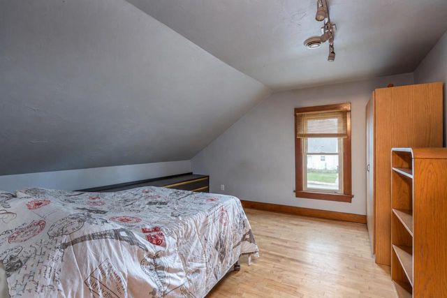 208 E CALUMET STREET, Appleton, WI 54915