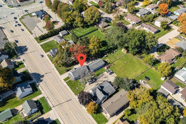 208 E CALUMET STREET, Appleton, WI 54915