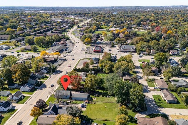 208 E CALUMET STREET, Appleton, WI 54915