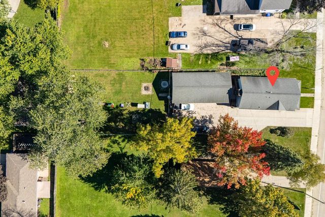 208 E CALUMET STREET, Appleton, WI 54915