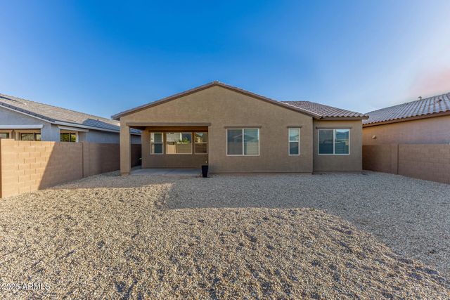 19206 W WOLF Street, Litchfield Park, AZ 85340