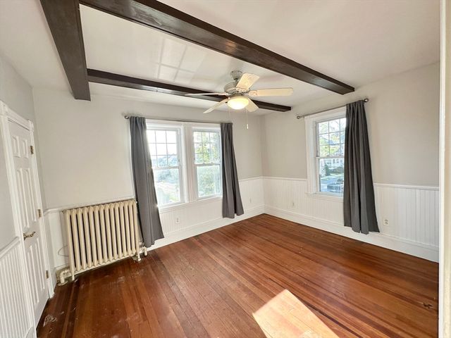 34 Rotch St, New Bedford, MA 02717