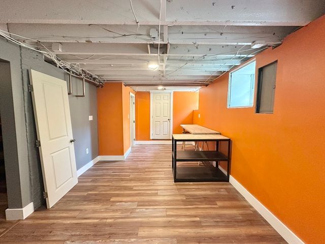 34 Rotch St, New Bedford, MA 02717