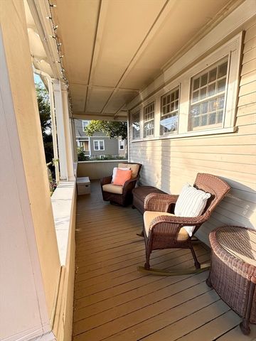 34 Rotch St, New Bedford, MA 02717