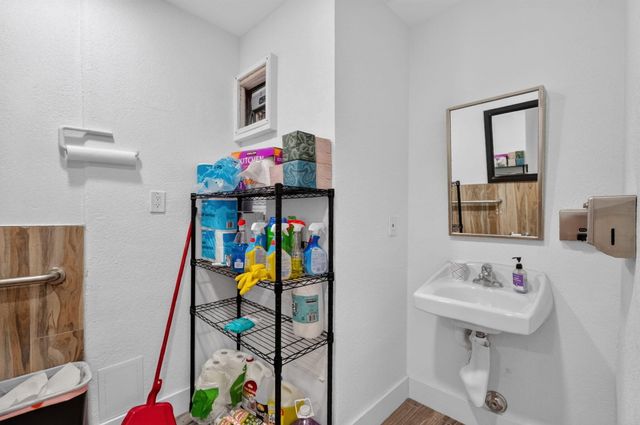 16811 NE 6th Avenue, North Miami Beach, FL 33162
