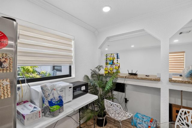 16811 NE 6th Avenue, North Miami Beach, FL 33162
