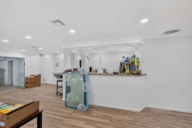 16811 NE 6th Avenue, North Miami Beach, FL 33162