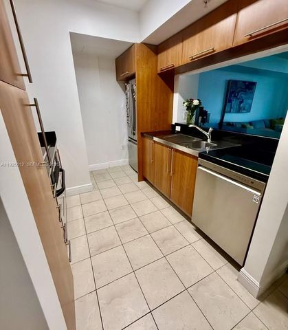 610 W Las Olas Blvd 1220N, Fort Lauderdale, FL 33312