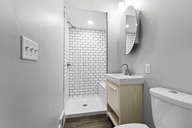 5529 W Rogers STREET, West Allis, WI 53219