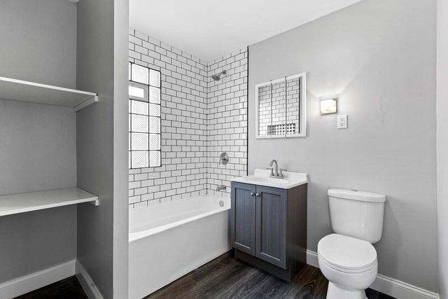 5529 W Rogers STREET, West Allis, WI 53219