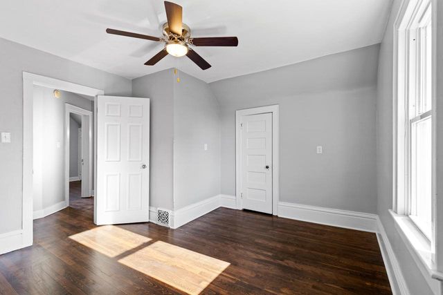 5529 W Rogers STREET, West Allis, WI 53219