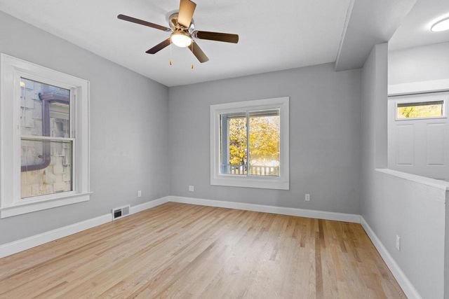 5529 W Rogers STREET, West Allis, WI 53219