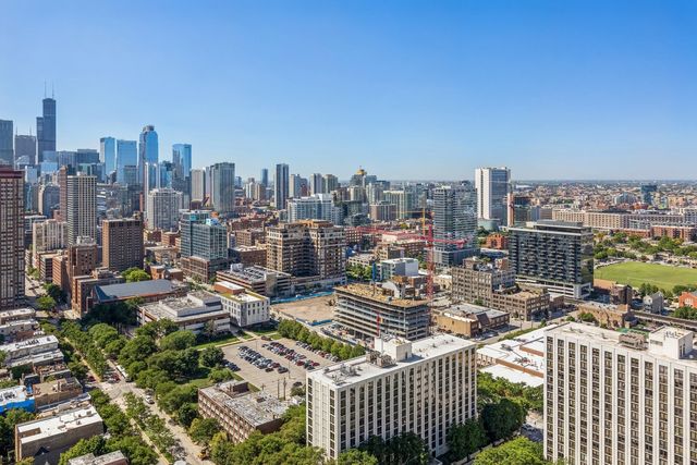 111 W Maple Street 3311, Chicago, IL 60610