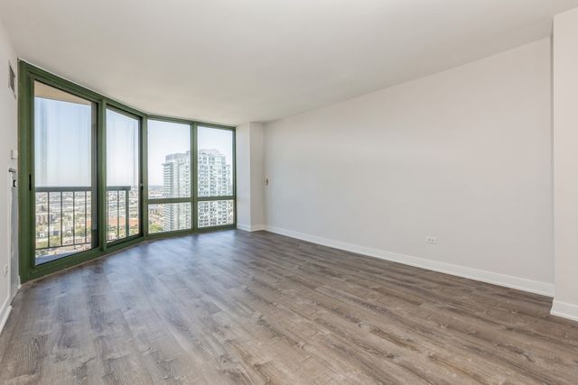 111 W Maple Street 3311, Chicago, IL 60610