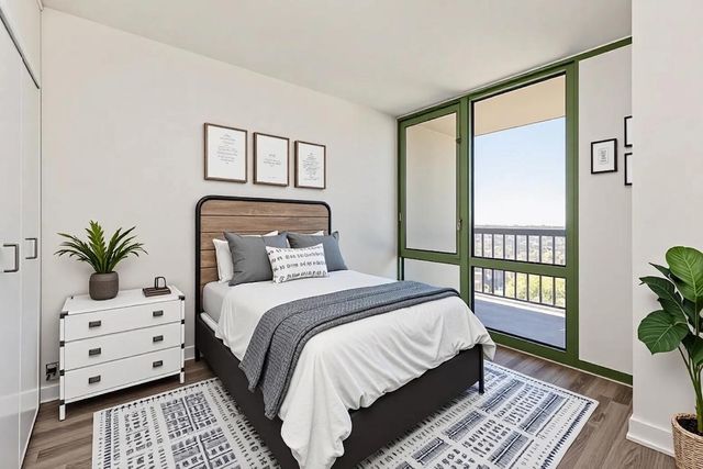 111 W Maple Street 3311, Chicago, IL 60610