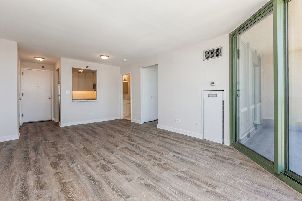 111 W Maple Street 3311, Chicago, IL 60610 — photo 5
