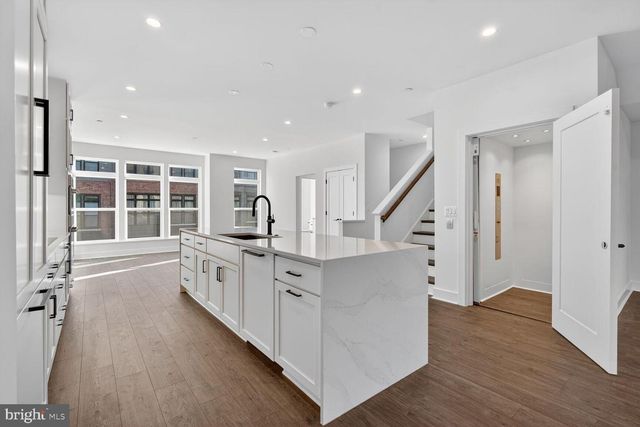 5354 ZENITH OLOOK, Bethesda, MD 20816