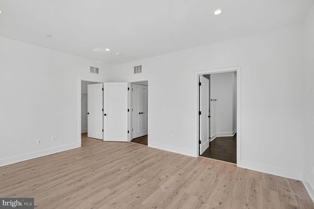 5354 ZENITH OLOOK, Bethesda, MD 20816