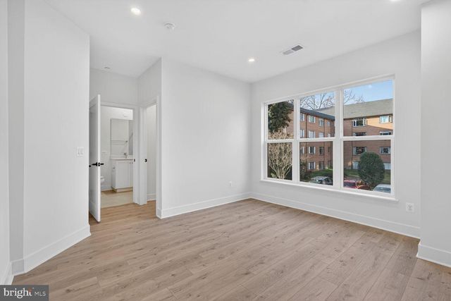 5354 ZENITH OLOOK, Bethesda, MD 20816