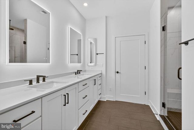 5354 ZENITH OLOOK, Bethesda, MD 20816