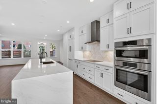 5354 ZENITH OLOOK, Bethesda, MD 20816