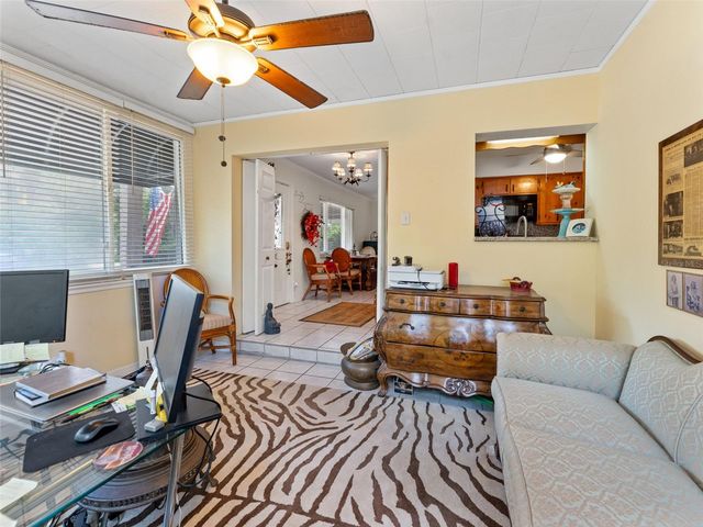 12510 NOREAST LAKE DRIVE, Tampa, FL 33612