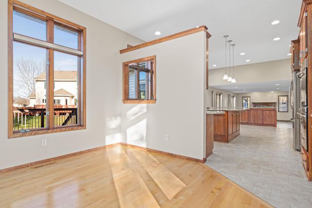 2600 91st Crescent N, Brooklyn Park, MN 55443