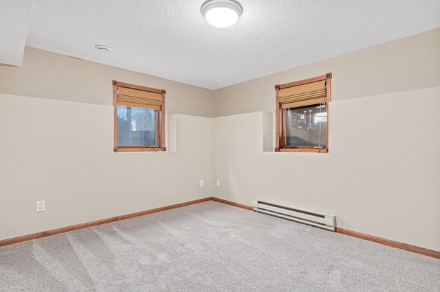 2600 91st Crescent N, Brooklyn Park, MN 55443