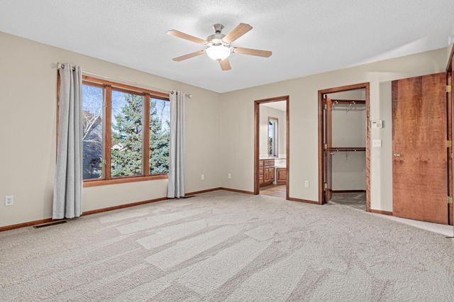 2600 91st Crescent N, Brooklyn Park, MN 55443