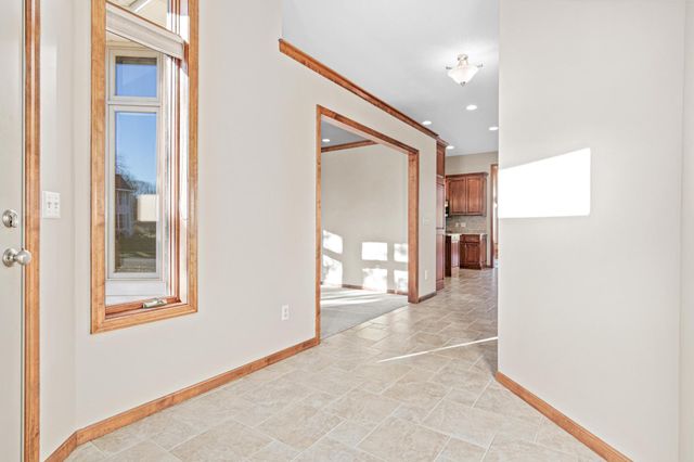 2600 91st Crescent N, Brooklyn Park, MN 55443