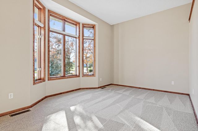 2600 91st Crescent N, Brooklyn Park, MN 55443