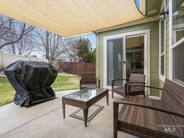 2333 N Eagle Creek, Eagle, ID 83616