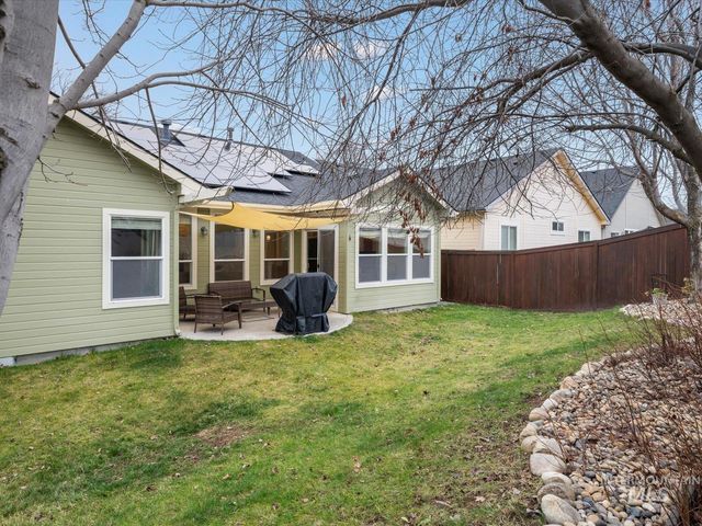 2333 N Eagle Creek, Eagle, ID 83616