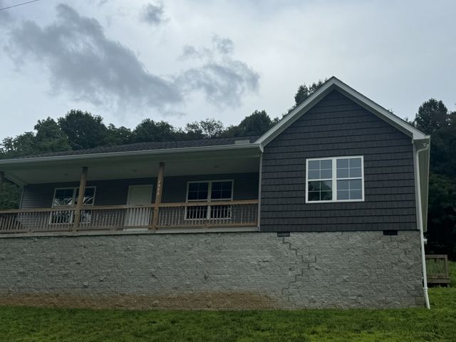 2075 Collier Rd, Lewisburg, TN 37091