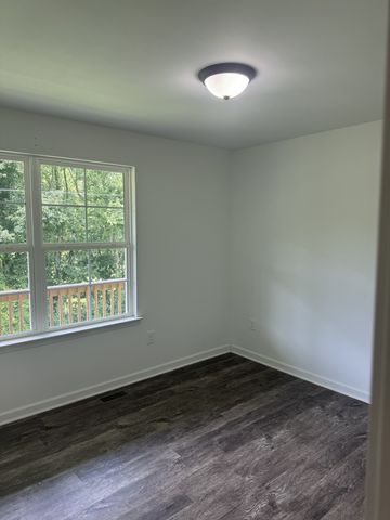 2075 Collier Rd, Lewisburg, TN 37091