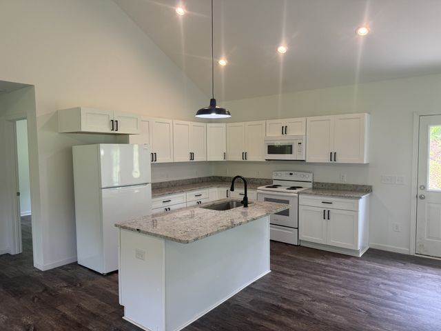 2075 Collier Rd, Lewisburg, TN 37091