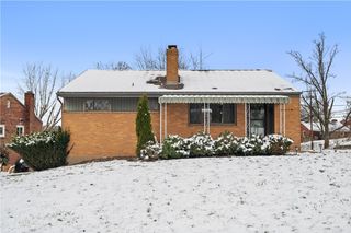 1902 Worcester Drive, Scott Twp, PA 15243