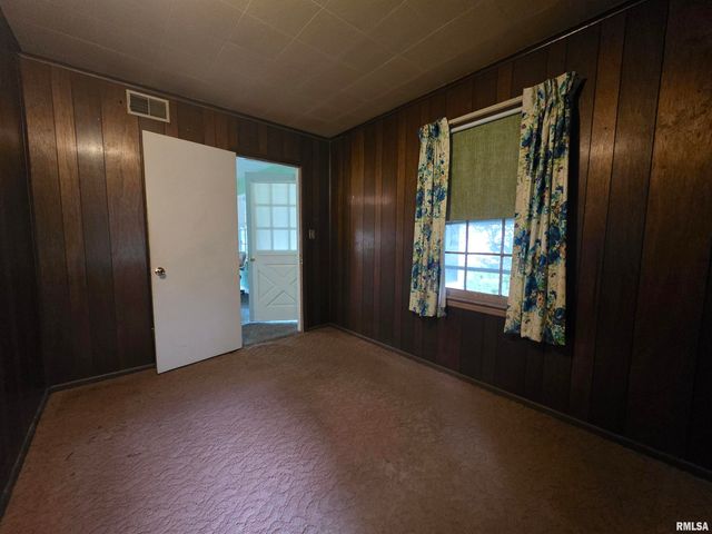 27 PARK Drive, North Pekin, IL 61554