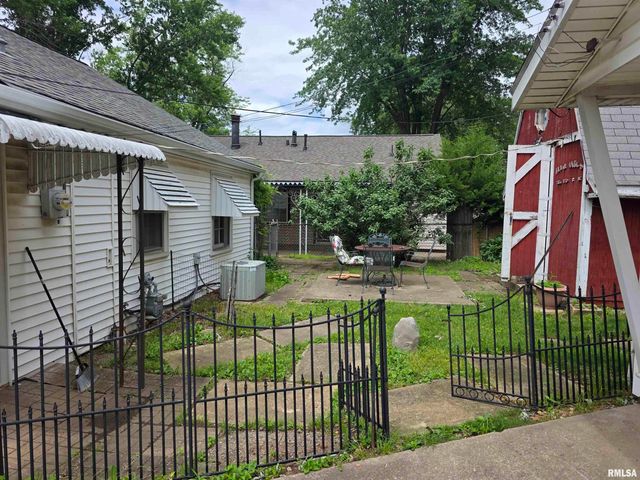 27 PARK Drive, North Pekin, IL 61554