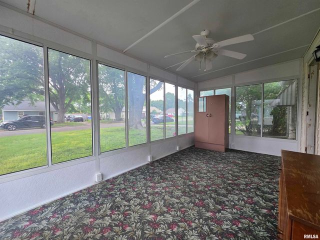 27 PARK Drive, North Pekin, IL 61554