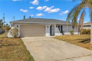 1015 SE 25th LN, Cape Coral, FL 33904