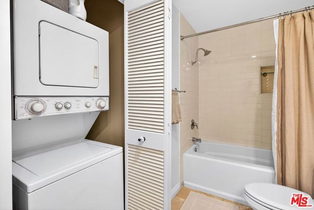 1154 S Barrington Avenue 114, Los Angeles, CA 90049