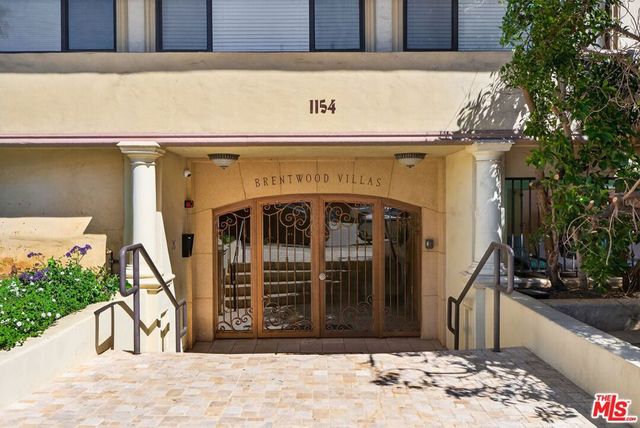 1154 S Barrington Avenue 114, Los Angeles, CA 90049