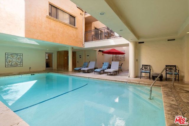 1154 S Barrington Avenue 114, Los Angeles, CA 90049