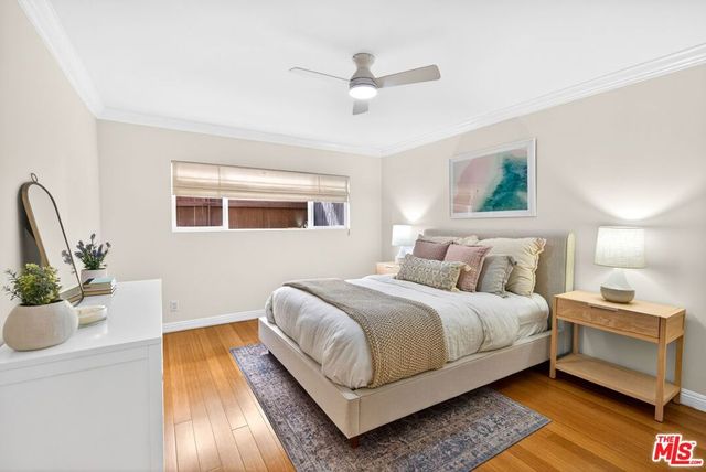 1154 S Barrington Avenue 114, Los Angeles, CA 90049