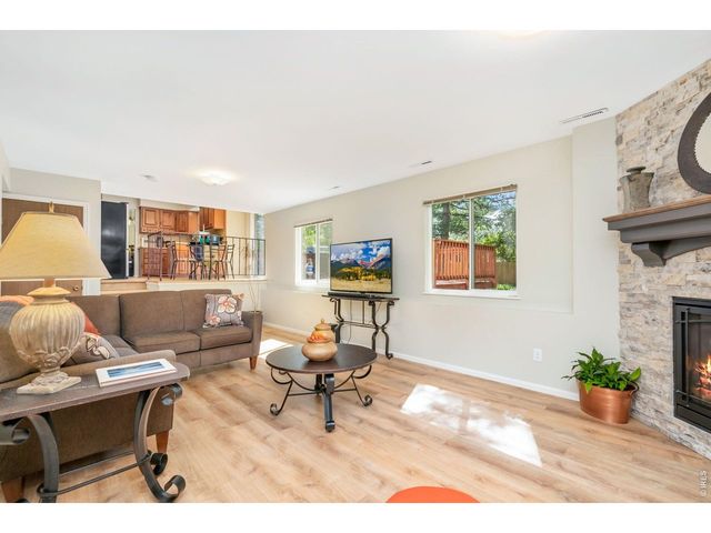 2813 Dundee Ct, Fort Collins, CO 80525