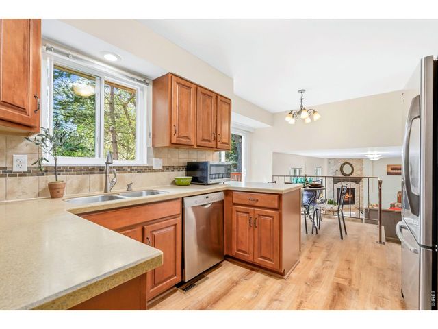 2813 Dundee Ct, Fort Collins, CO 80525